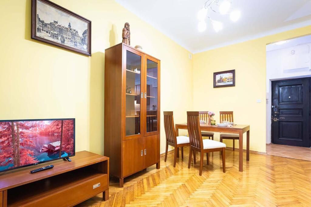 Apartment Swietojanska 19, Old Town/100 M From Royal Castle